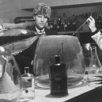 1940-penicillin-8-13563.jpg